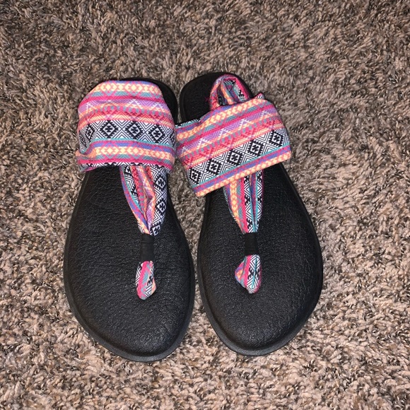Sanuk Yoga Tribal Sandals Size 7